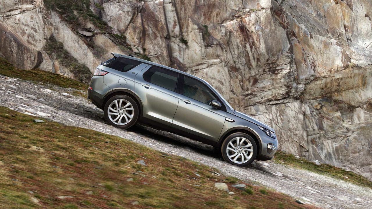 Used Land Rover and Range Rover for sale at Lookers