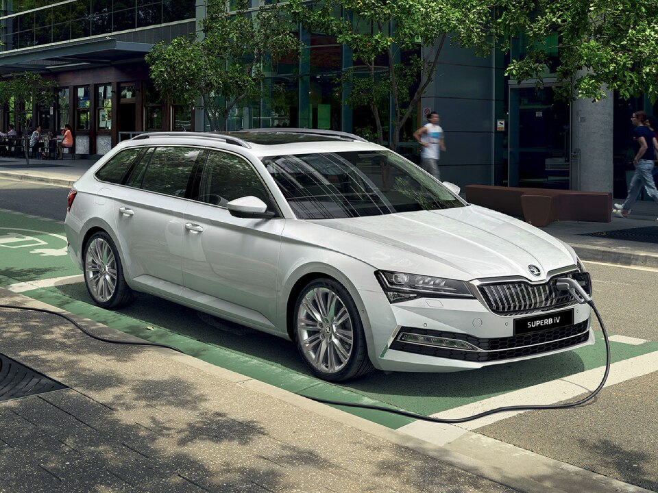 New ŠKODA Electric & Hybrid Range New Cars Lookers ŠKODA