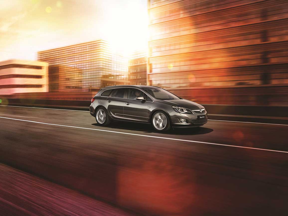 Roof Rack Bars Vauxhall Astra Estate Sports Tourer 2010 2015 Solid Rails Ebay