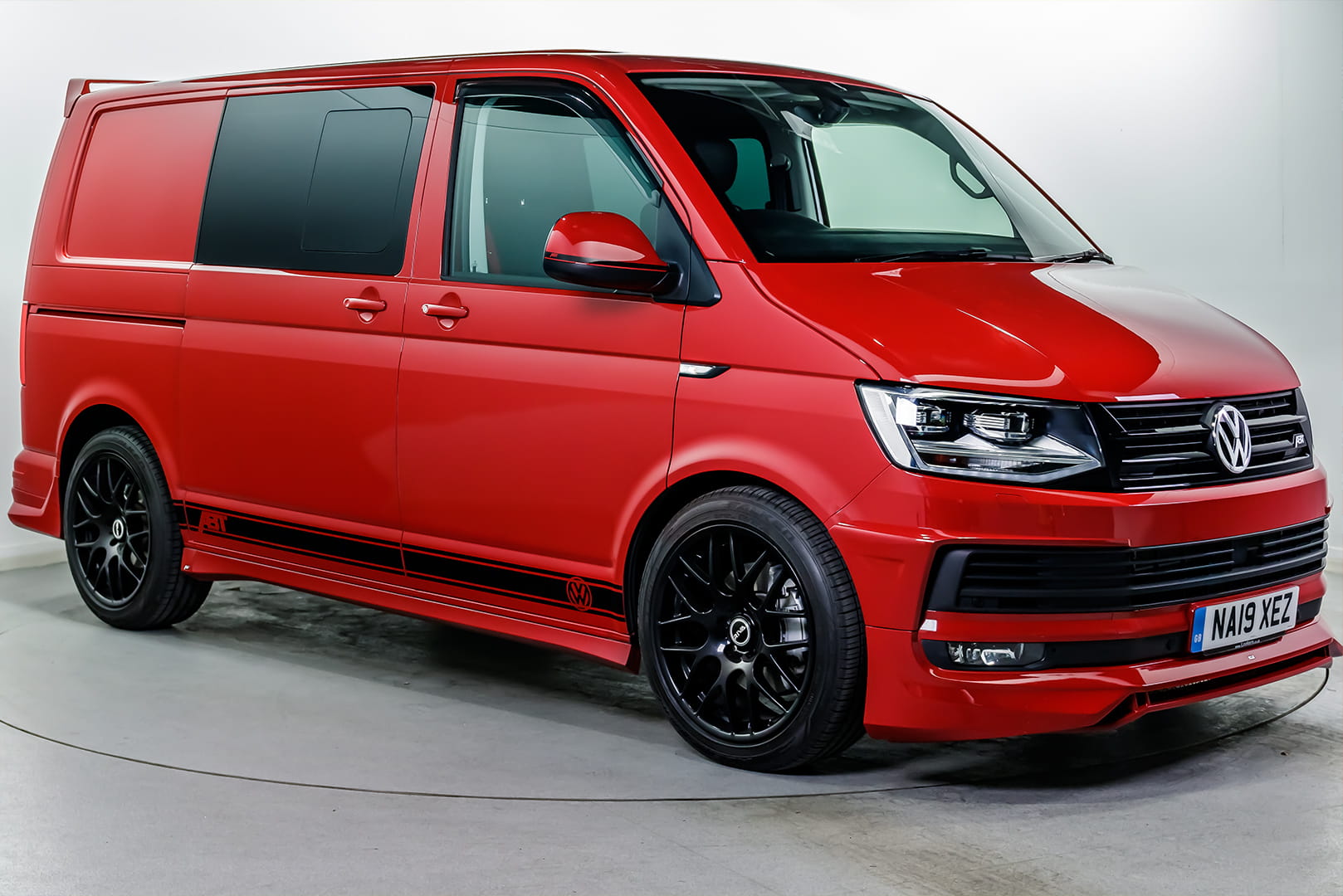 lookers vw transporter