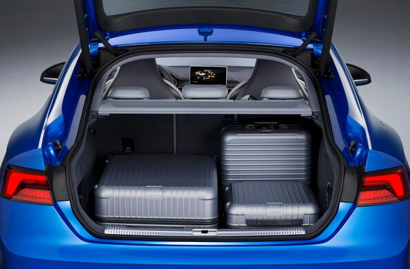 Audi S5 Sportback boot