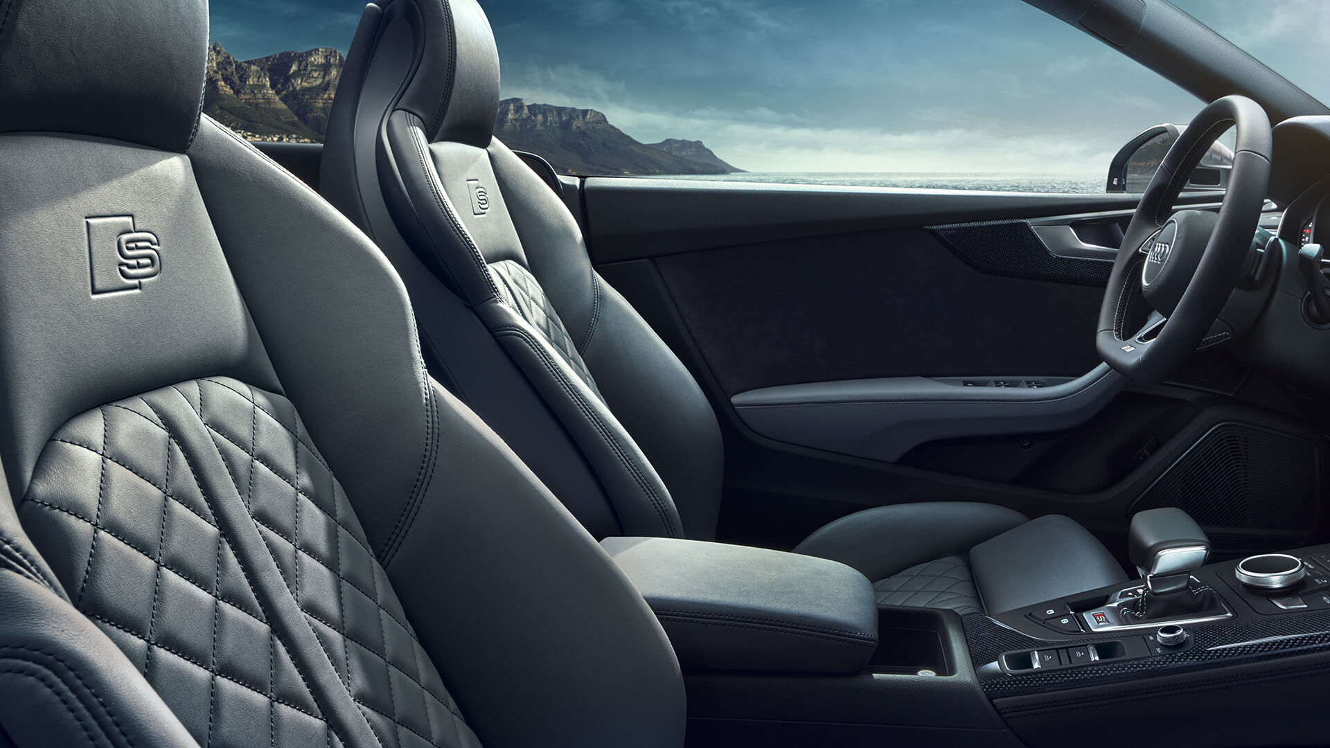 Audi S5 cabriolet interior
