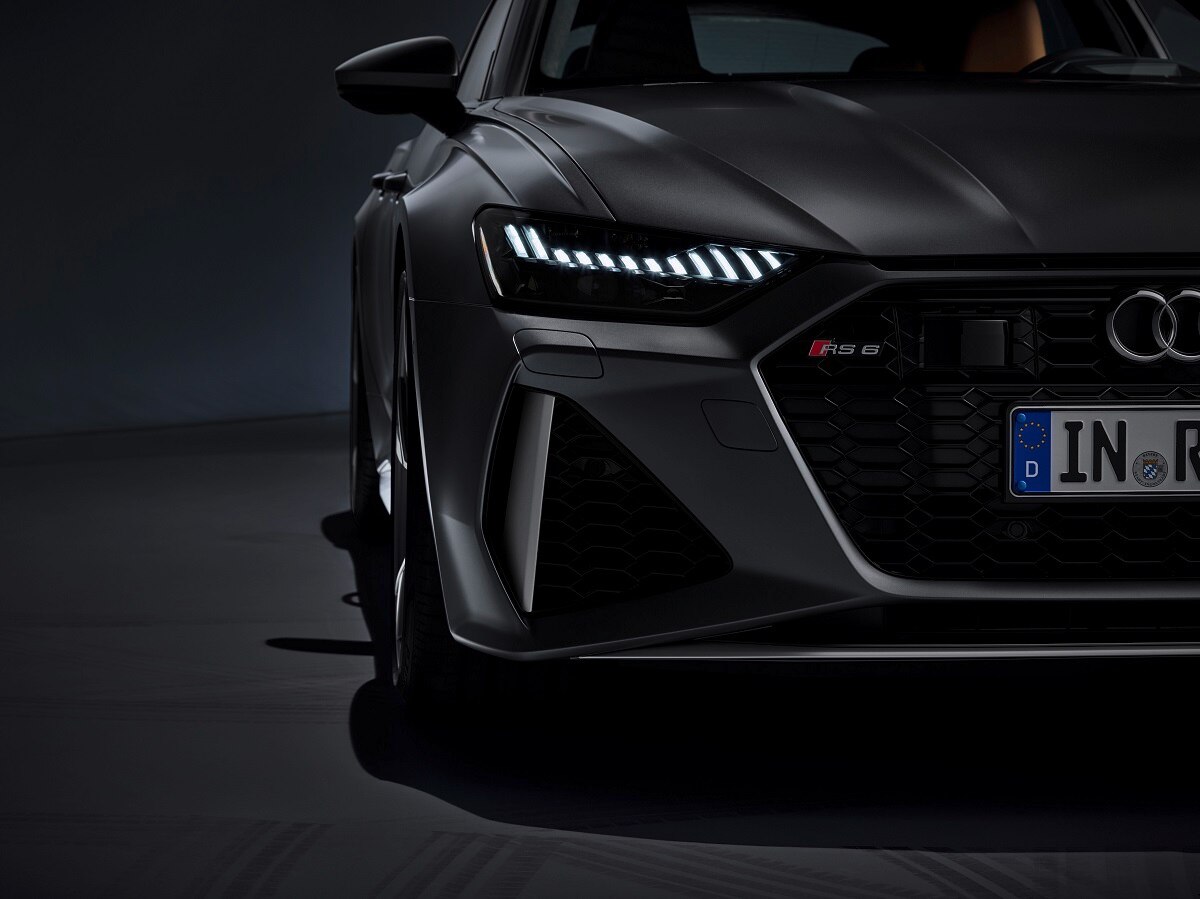Audi RS6 Avant exterior