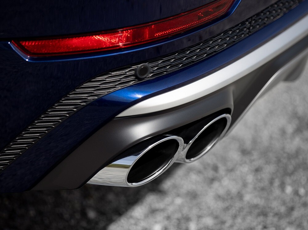 Audi SQ8 exhausts close up