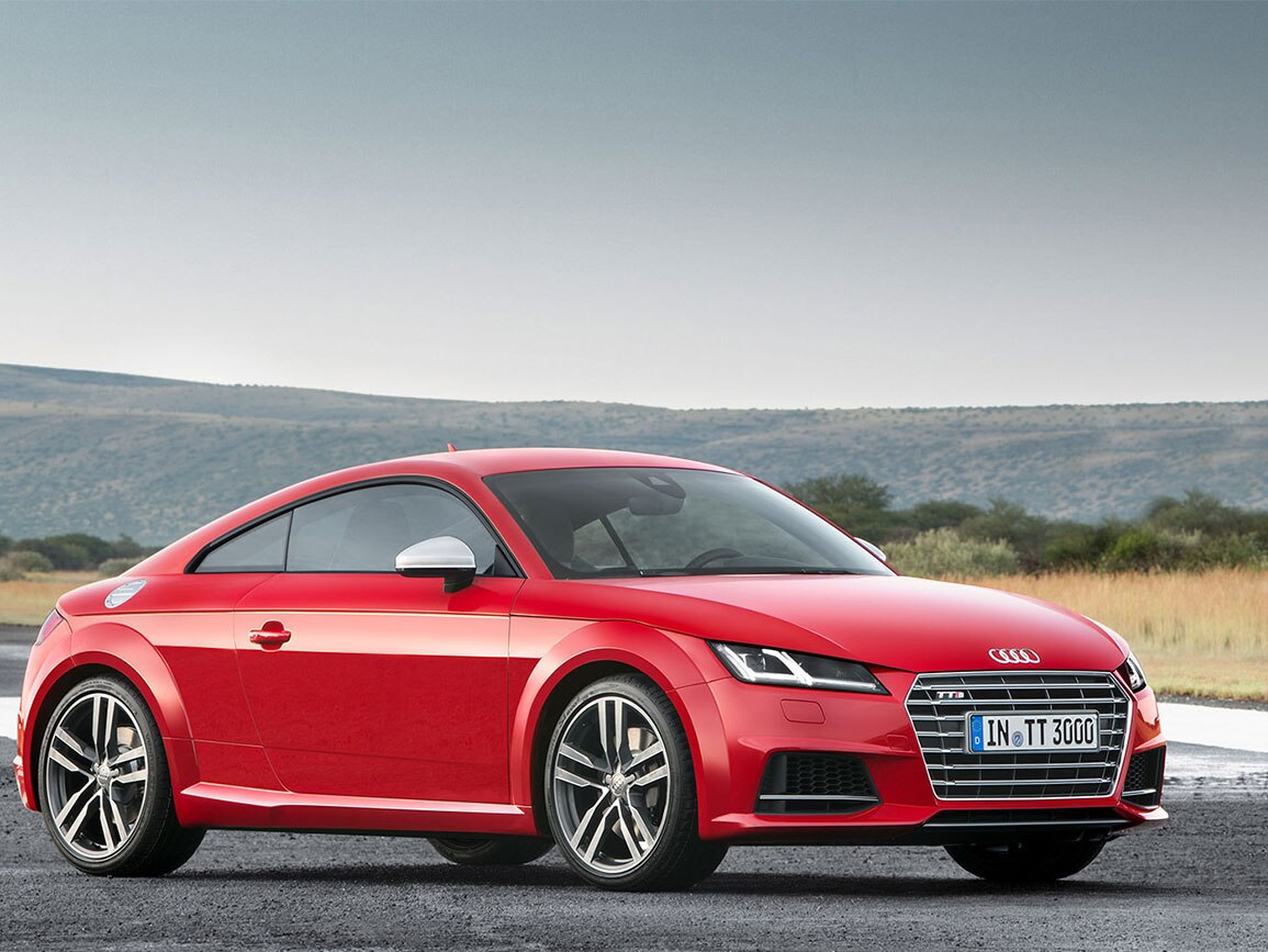Audi TTS Coupe exterior 2
