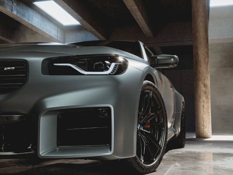 Front left light of grey BMW M2