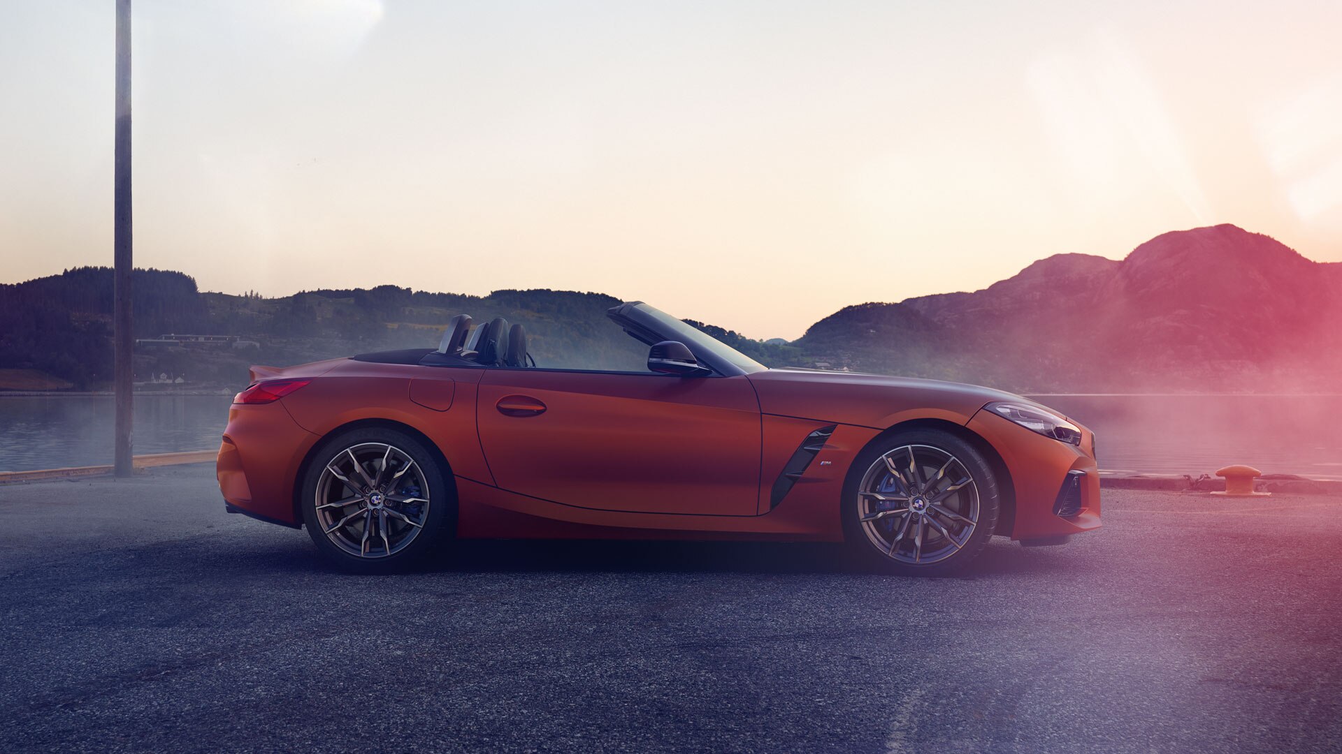 BMW Z4 M40i First Edition Side view