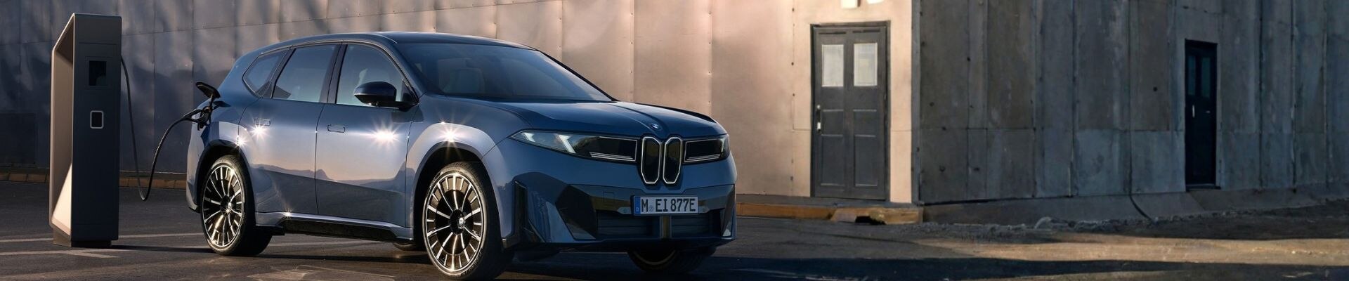 Bmw Charging Offer Carousel Item 1920 X 400