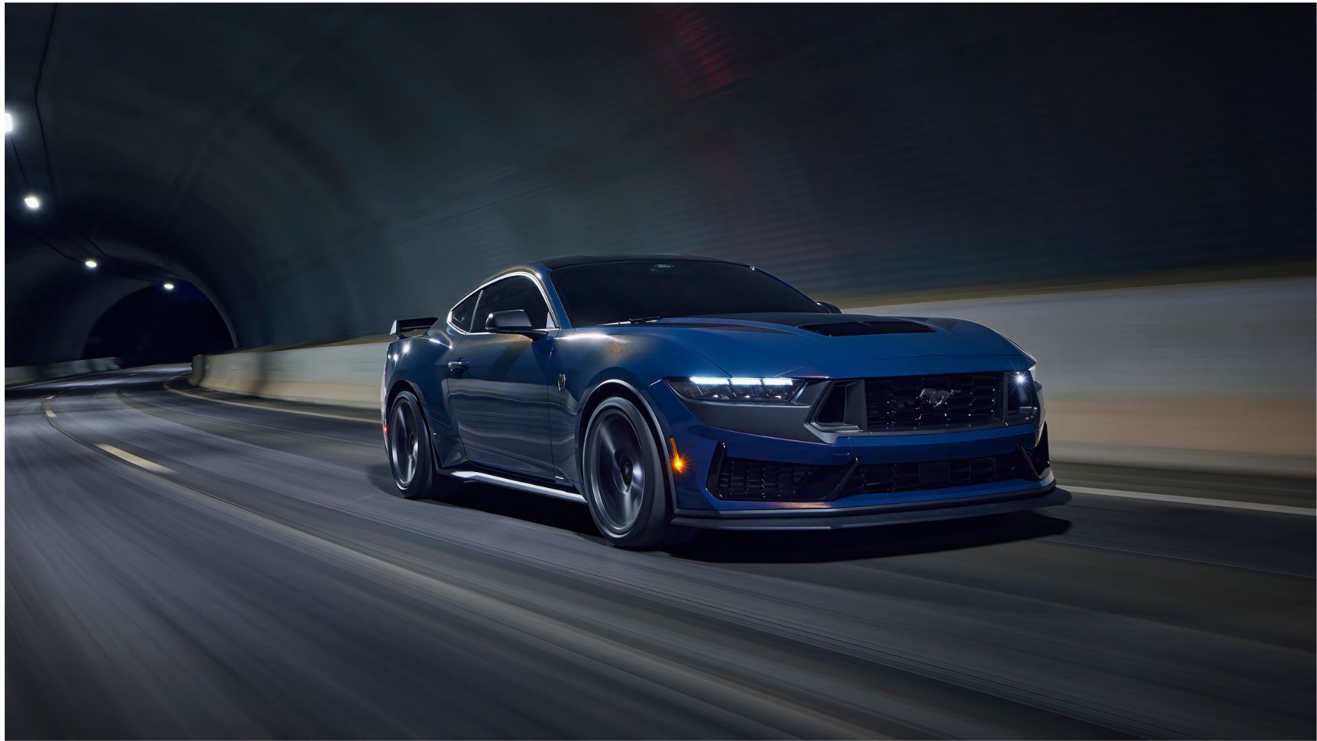 Ford Mustang Dark Horse