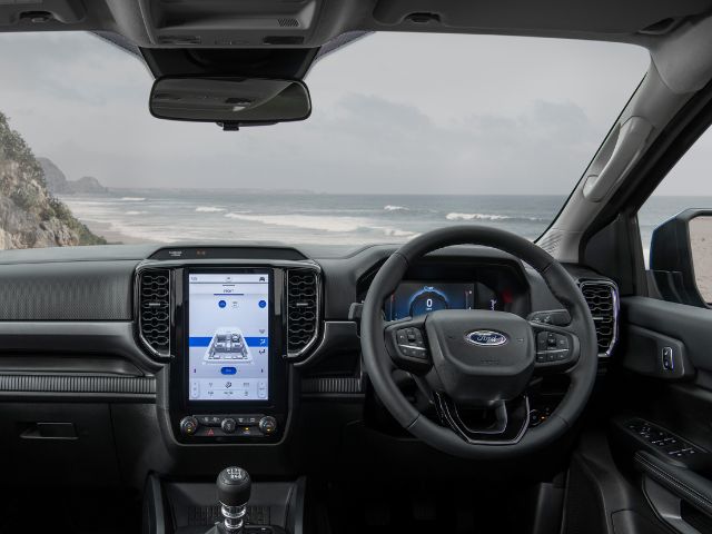New Ford Ranger PHEV | New Ford Vans | Lookers Ford