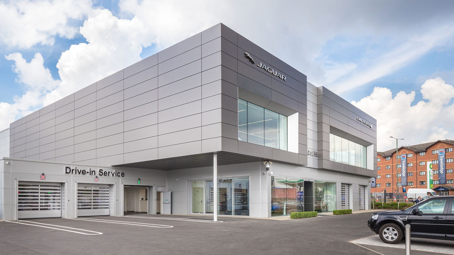 Contact Us at Lookers Land Rover Park Royal