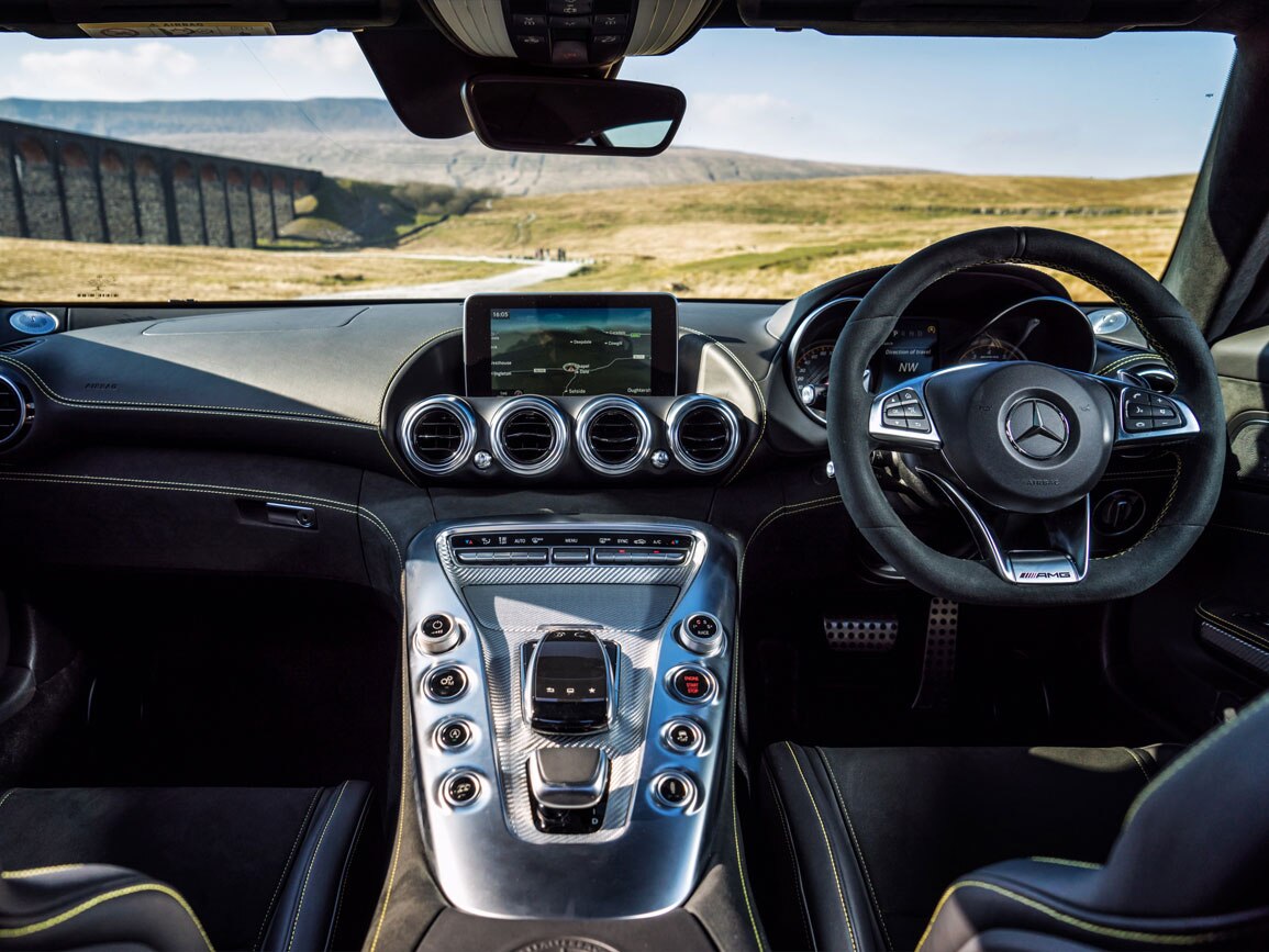 Mercedes-AMG GT S Interior - Lookers