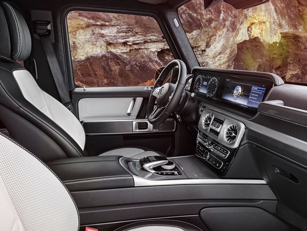 Mercedes-Benz G-Class interior