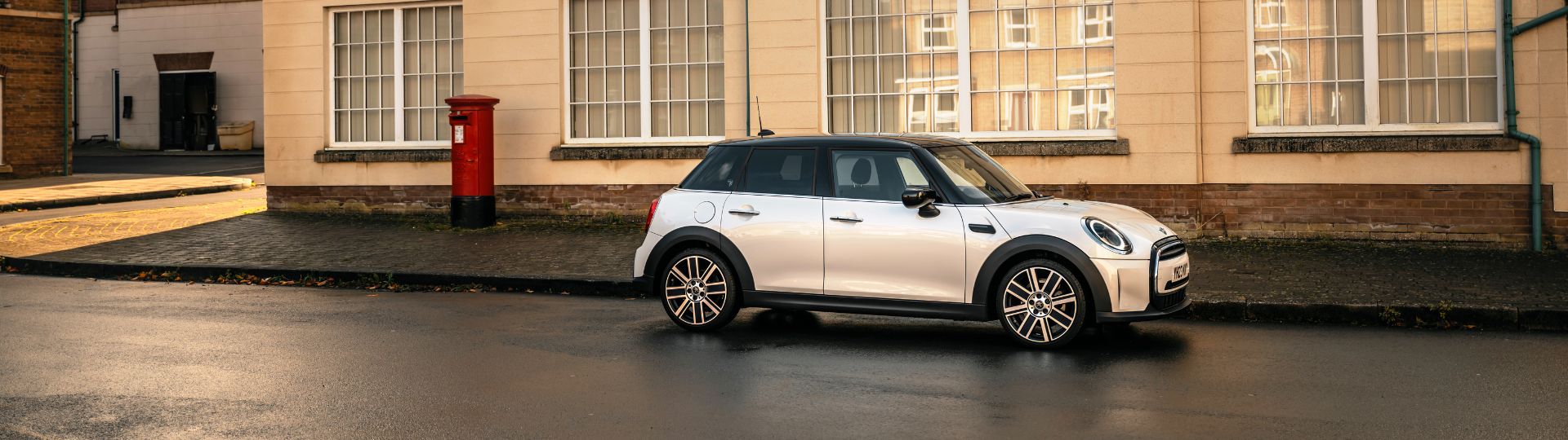 Mini 5 door hatch