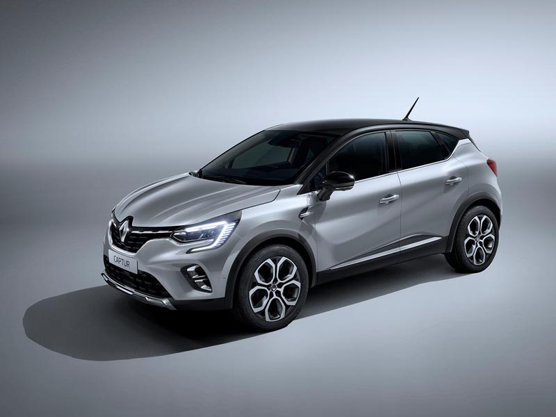 new silver renault captur