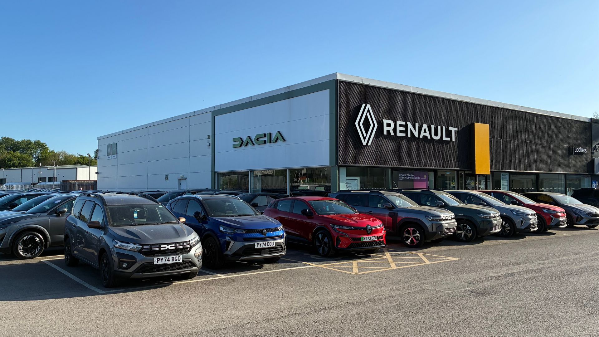 Lookers Carlisle Renault New & Used Renault & Servicing