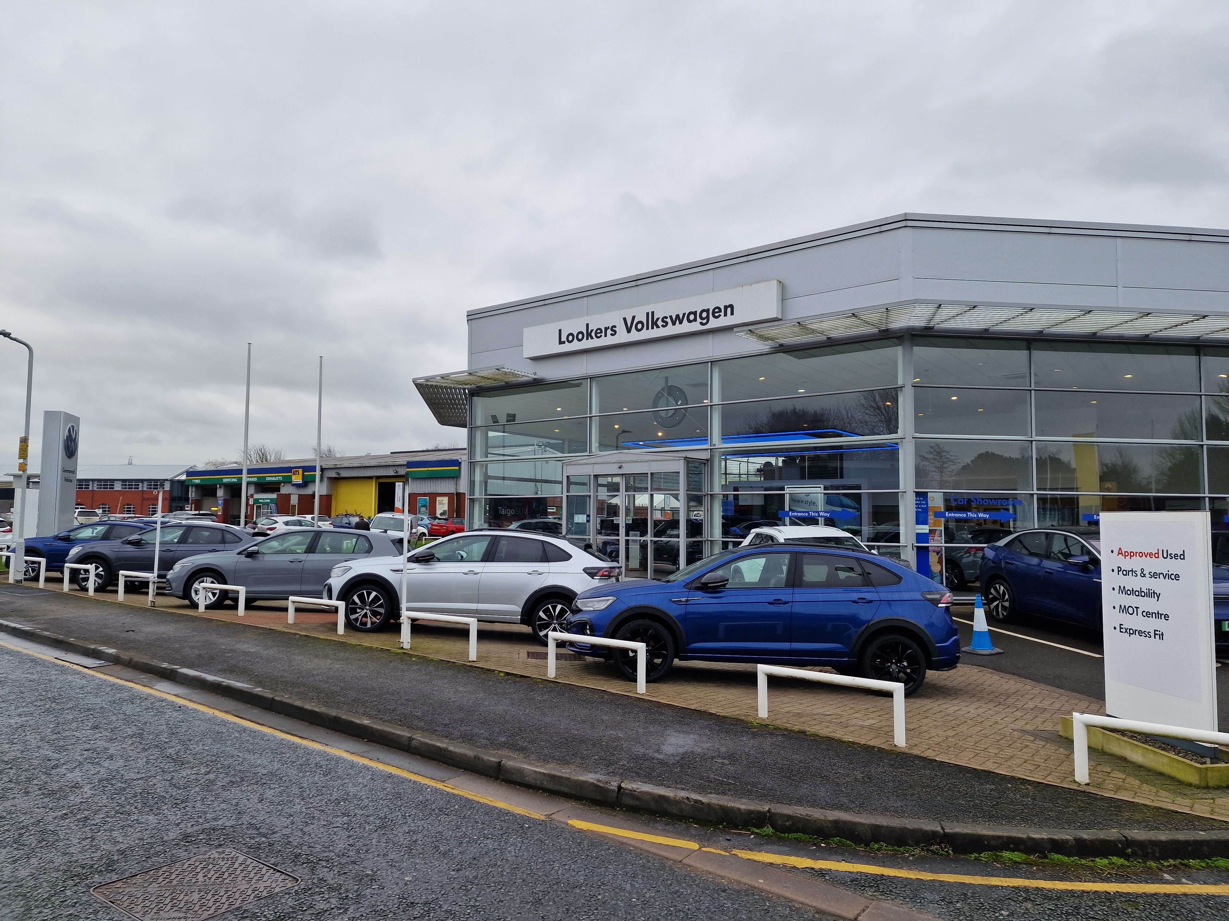 Lookers Volkswagen Carlisle New & Used Volkswagen & Servicing